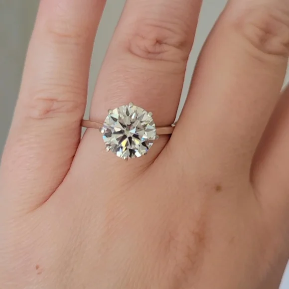 New 4ct Certified Moissanite Engagement Ring, size 7 - Picture 4 of 9